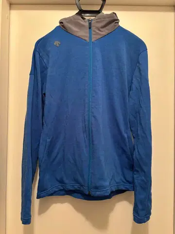 DESCENTE 골프 후드 부착 후드티 L 사이즈 파랑