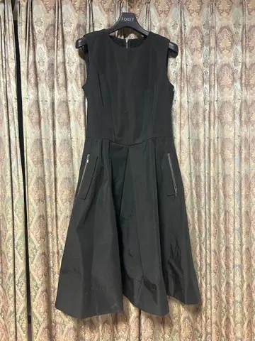 폭시 원피스 폭시 블랙 슬리브리스 플레어 원피스 38