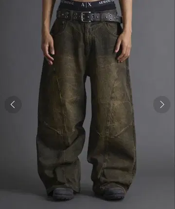 ANDER HUNK Crack Design Curve Denim