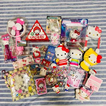 헬로키티 캐릭터 굿즈 세트