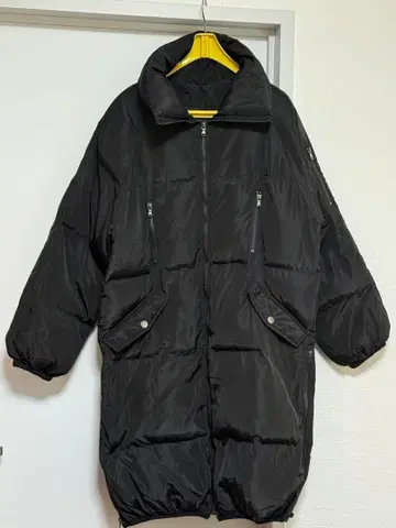 블랙 다운 롱 코트