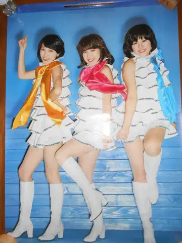 캔디즈 대형 포스터 (쇼와)