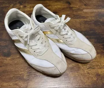 화이트/골드 레트로 스니커즈 트레톤 Tretorn 여성용