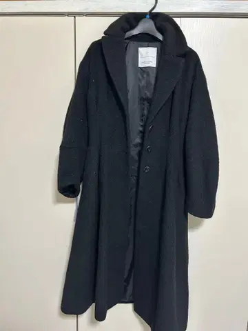 SLY 블랙 롱 코트 후드 부착