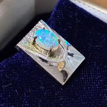 [새상품 보증서 첨부] 오팔 넥타이핀