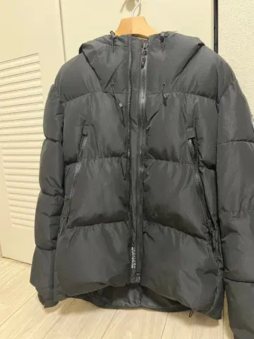 ZARA dnwr 후드 부착 다운 자켓 MEX40