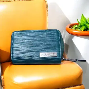 한정 컬러 CALVIN KLEIN 스마트 키 대응 키케이스 그린 소가죽