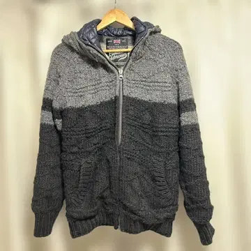 후드 부착 집업 니트 자켓