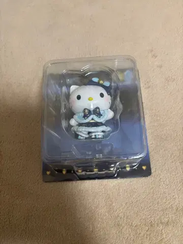 홀리데이 컬렉션 2025 헬로키티 피규어
