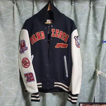 팬디에스타 바시티 자켓