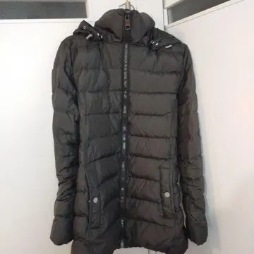 TOMMY HILFIGER 블랙 다운 자켓 M