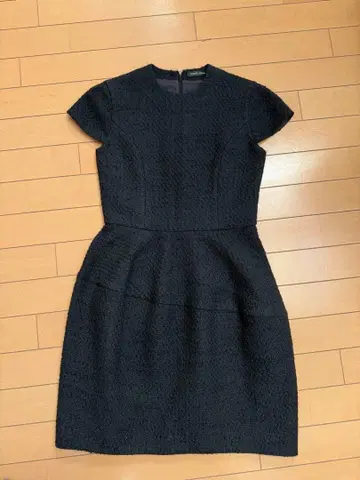 YOKO CHAN 블랙 무릎 기장 원피스 반팔