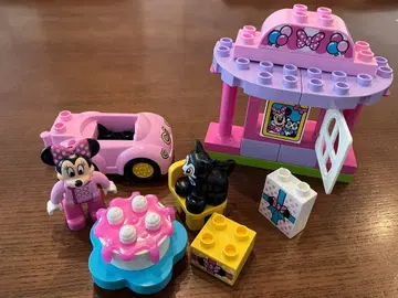 레고 듀플로 미니의 생일 파티