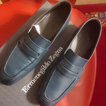 제냐(Ermenegildo Zegna) 네이비 가죽 로퍼