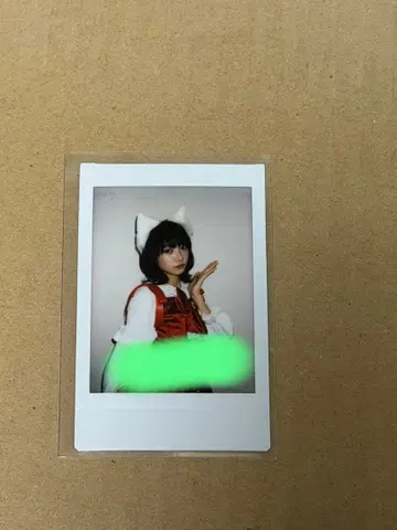 CUTIESTREET 이타쿠라 카나 촬영 폴라로이드