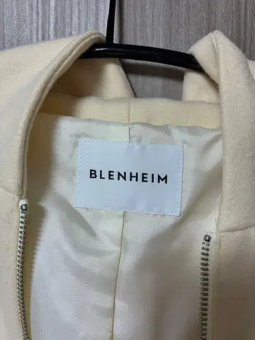 BLENHEIM 후드 부착 자켓 크림