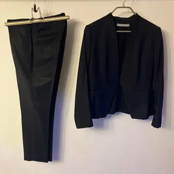 띠어리 럭스 이그제큐티브 40 블랙 수트 셋업