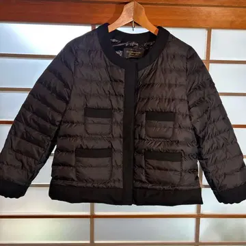 블랙 다운 자켓 사이즈 38