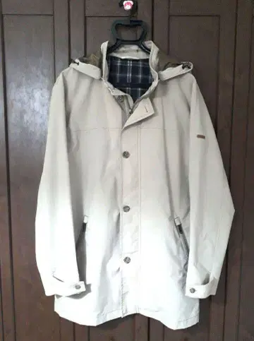 라코스테 후드 부착 점퍼