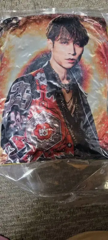 EXILE TETSUYA 쿠션 가챠 당첨