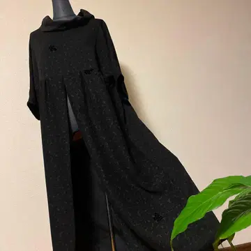 앤티크 블랙 와나 기모노 리메이크 앞 슬릿 롱 원피스