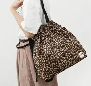 드리프터 스퀴즈삭 2way 숄더백 레오파드 복조리