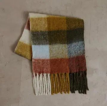 Aguni 체크 무늬 머플러