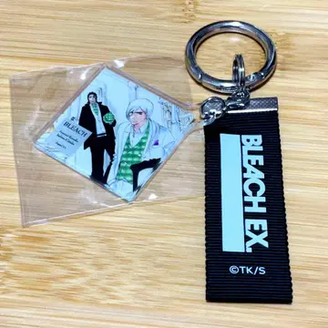 [ 주말 가격 인하 ] BLEACH 레코드 자켓 키체인 쿄라쿠 우키타케