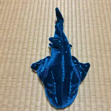 다크 블루 상어 모양 봉제 인형