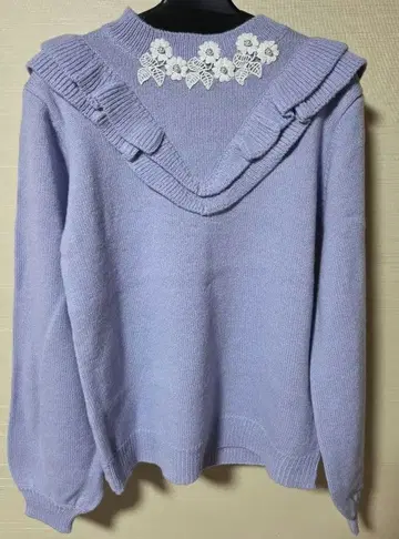 디어 프린세스 플라워 모티브 프릴 니트 정가 12,800엔