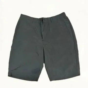 카키 하프 팬츠