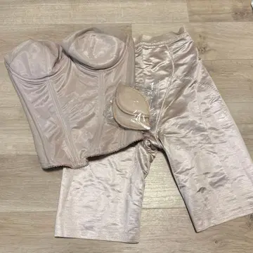 bloom LUXE 브라이덜 이너 뷔스티에 E70 거들