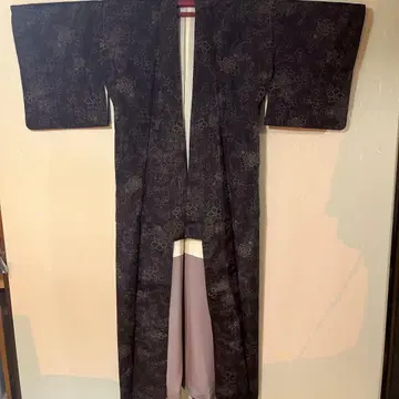 꽃무늬 브라운 브라운 실크 기모노