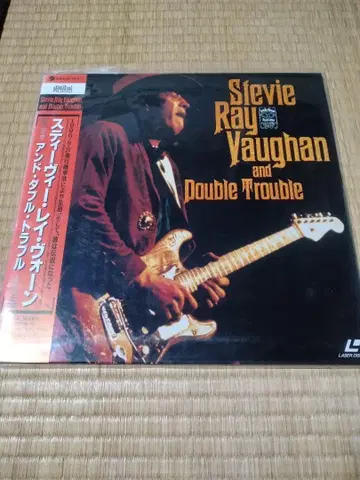 스티비 레이 본의 귀중한 도쿄 공연 라이브를 담은 레이저 디스크반