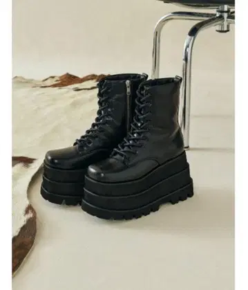 Darich 다리치 트리플 밑창 엔지니어 부츠 블랙 M