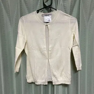 KATHARINE HAMNETT 아이보리 가디건 M