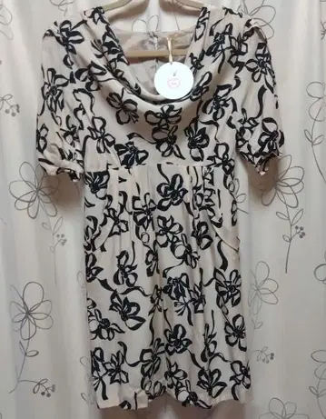 FLICKA 원피스 새상품.택 포함!실크100%!핑크 베이지!