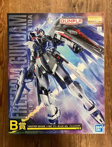 [ 미개봉 ] MG 프리덤 건담 솔리드 클리어