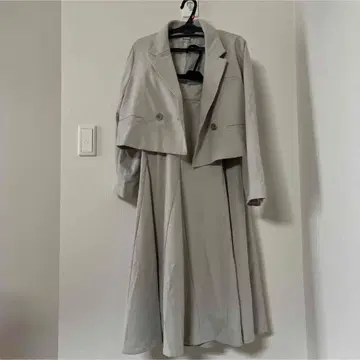 HEYUMM 어반 리서치 아이보리 자켓 롱 스커트 셋업