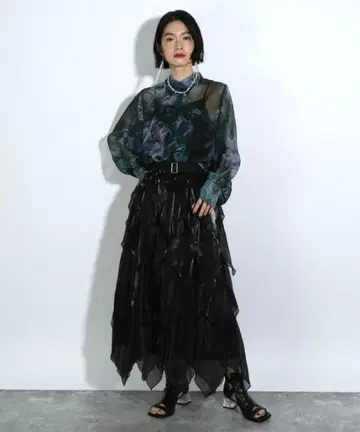 HARE 랜덤 샤이니 스커트 블랙 이레헴 광택 2025 가을 새상품급