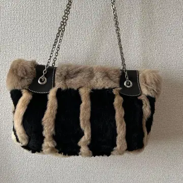 긴자 카네마츠 퍼 백 블랙과 베이지 스트라이프