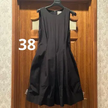 FOXEY 폭시 데이지린 슬리브리스 블랙 원피스 38