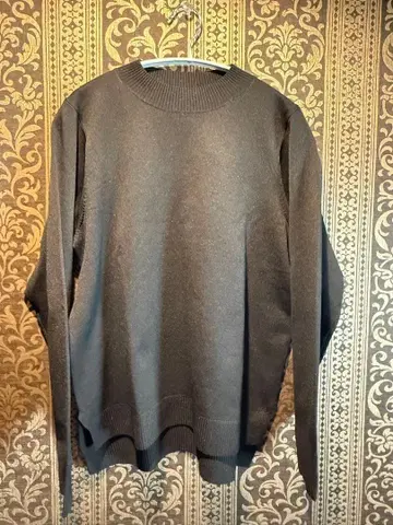 미디움 솔리드 니트