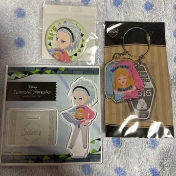 트위스테 편안함 실버 아크릴 스탠드 아크릴 키링 캔뱃지