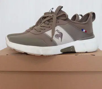 르꼬끄 스니커즈