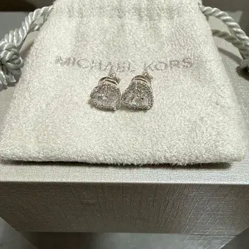 MICHAEL KORS 하트형 귀걸이