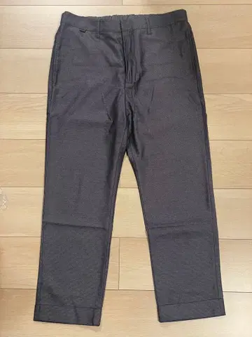 투모로우랜드 BLUE WORK 그레이 슬랙스