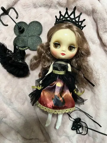 미디 브라이스 오딜 마지 컬트 리키 앤드 러브