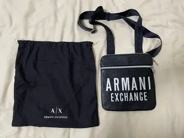 Armani Exchange 숄더백 수납 봉투 포함