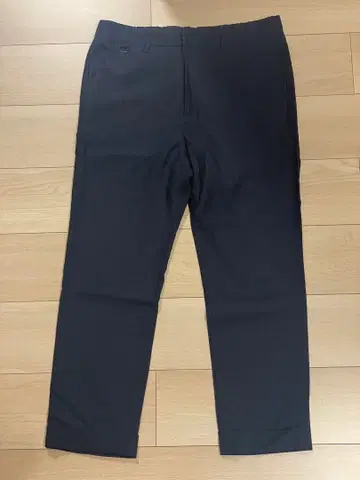 투모로우랜드 BLUE WORK 네이비 슬랙스